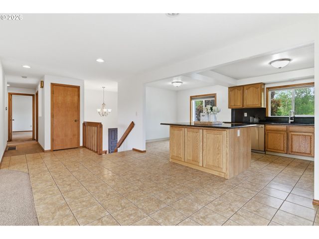 12073 Se 116TH Ct, Happy Valley, OR 97086