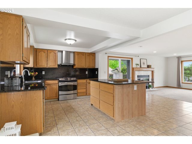 12073 Se 116TH Ct, Happy Valley, OR 97086