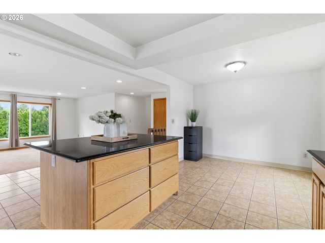 12073 Se 116TH Ct, Happy Valley, OR 97086
