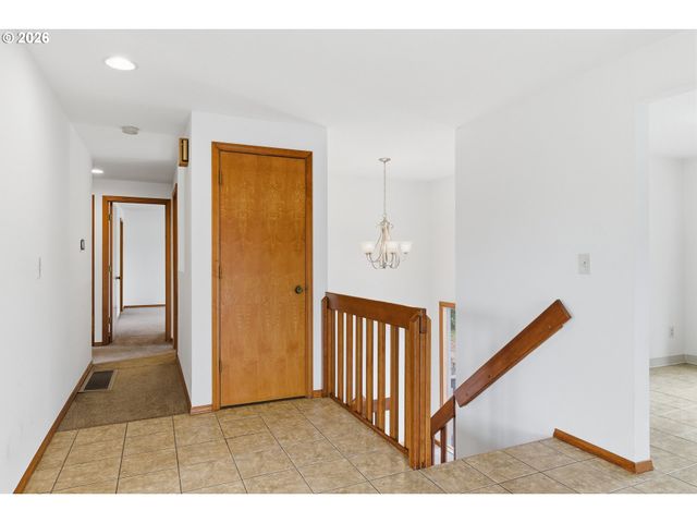 12073 Se 116TH Ct, Happy Valley, OR 97086