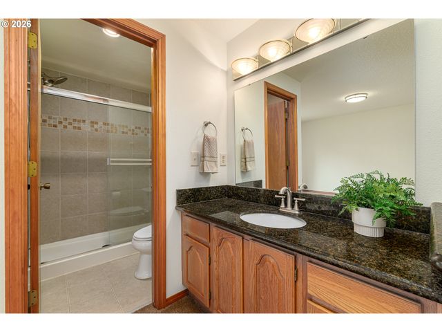 12073 Se 116TH Ct, Happy Valley, OR 97086