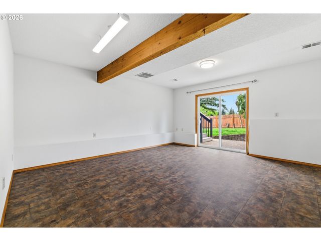 12073 Se 116TH Ct, Happy Valley, OR 97086