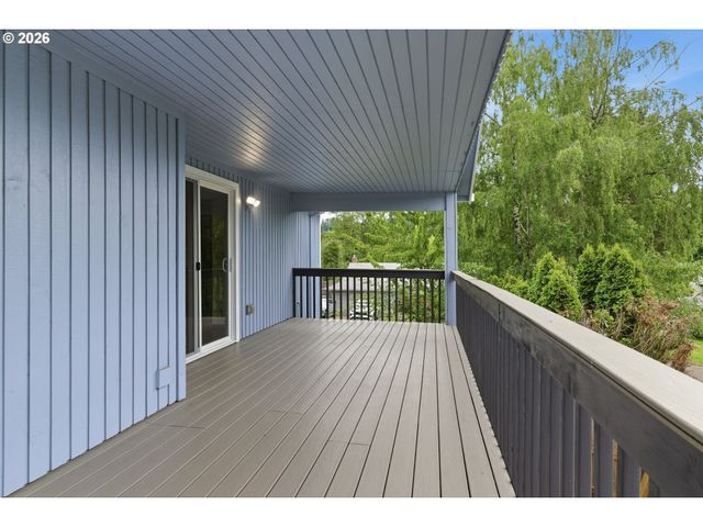 12073 Se 116TH Ct, Happy Valley, OR 97086