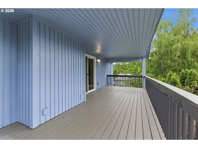 12073 Se 116TH Ct, Happy Valley, OR 97086