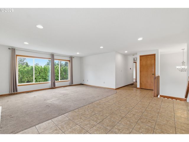 12073 Se 116TH Ct, Happy Valley, OR 97086