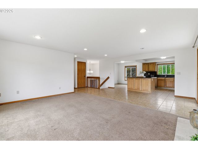 12073 Se 116TH Ct, Happy Valley, OR 97086