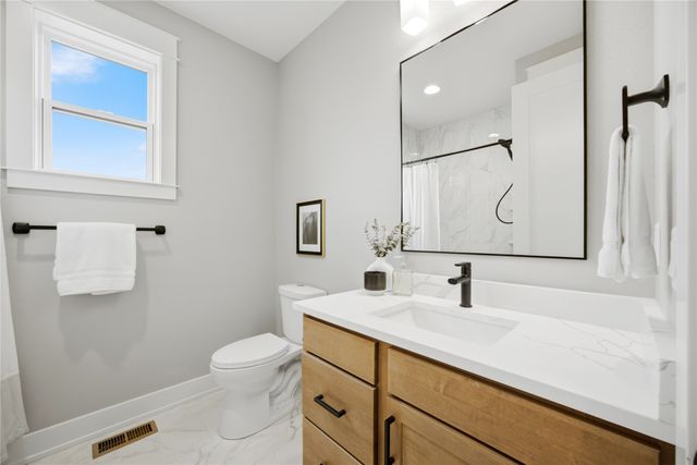 1603 NE 19th Street, Ankeny, IA 50021
