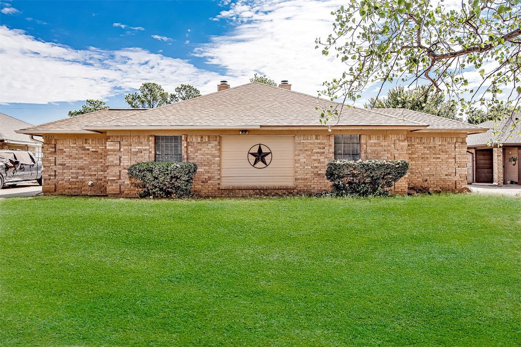 5211 Wild West Drive, Arlington, TX 76017 — photo 2