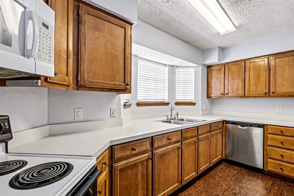 5211 Wild West Drive, Arlington, TX 76017 — photo 3
