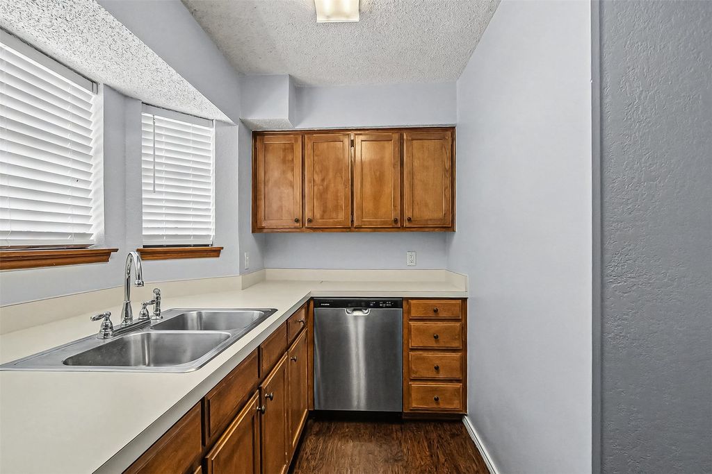 5211 Wild West Drive, Arlington, TX 76017 — photo 4