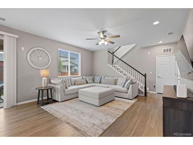 6421 Dry Fork Cir, Frederick, CO 80516