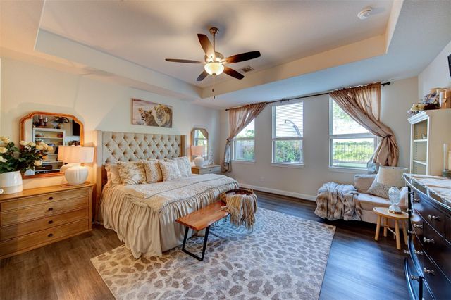 1013 Goose Creek Street, Webster, TX 77598