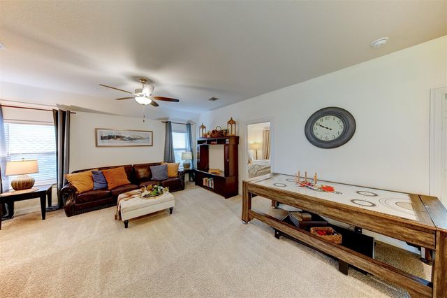 1013 Goose Creek Street, Webster, TX 77598