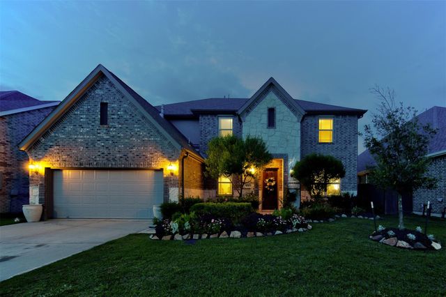 1013 Goose Creek Street, Webster, TX 77598