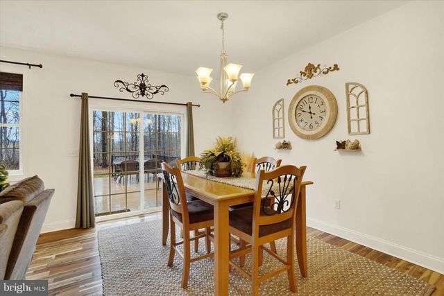 558 ROCKY RD, Red Lion, PA 17356