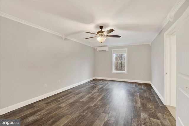 558 ROCKY RD, Red Lion, PA 17356