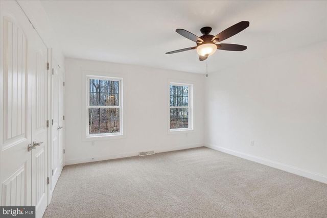 558 ROCKY RD, Red Lion, PA 17356