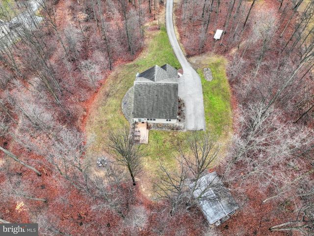 558 ROCKY RD, Red Lion, PA 17356
