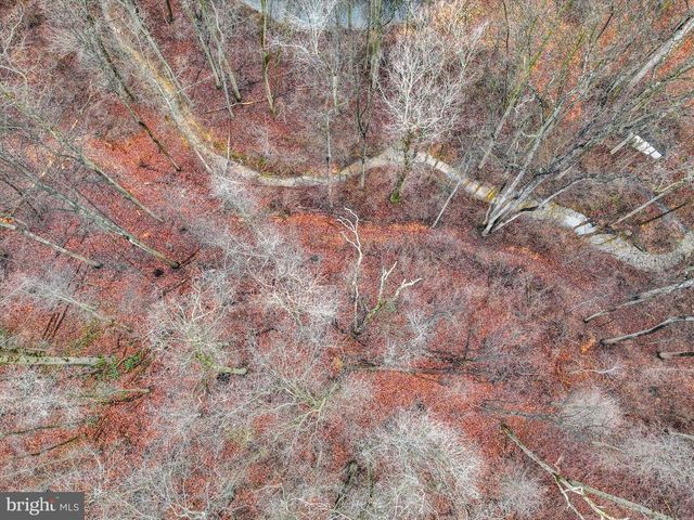 558 ROCKY RD, Red Lion, PA 17356