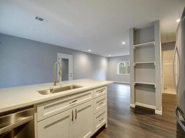4702 Duval ST, Austin, TX 78751