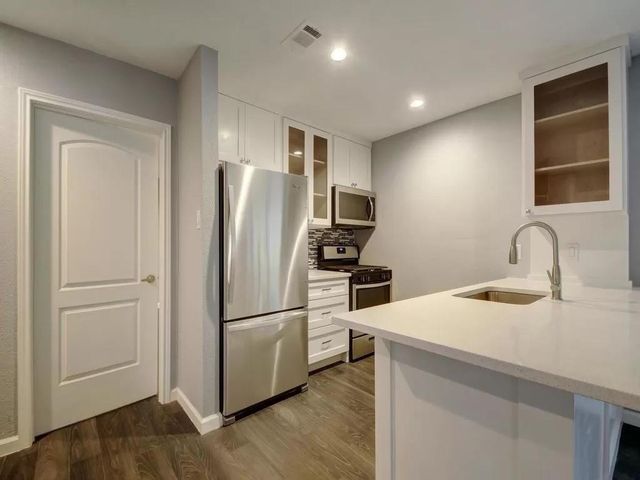 4702 Duval ST, Austin, TX 78751