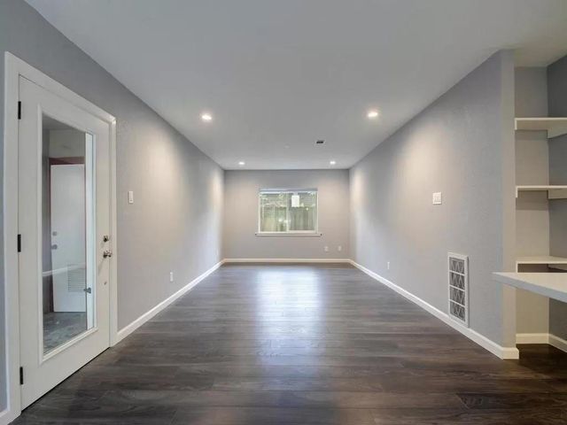 4702 Duval ST, Austin, TX 78751