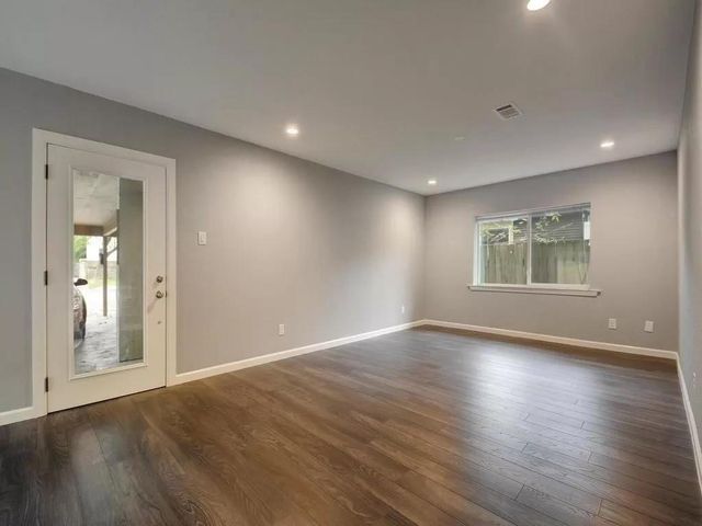 4702 Duval ST, Austin, TX 78751