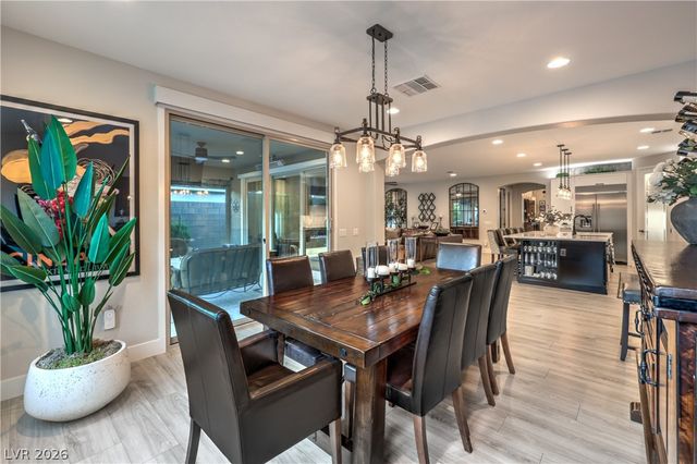8265 Skye Peak Street, Las Vegas, NV 89166