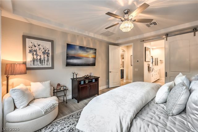 8265 Skye Peak Street, Las Vegas, NV 89166