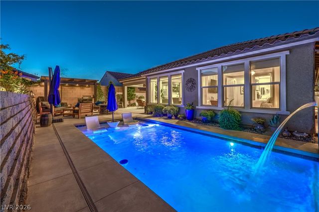 8265 Skye Peak Street, Las Vegas, NV 89166
