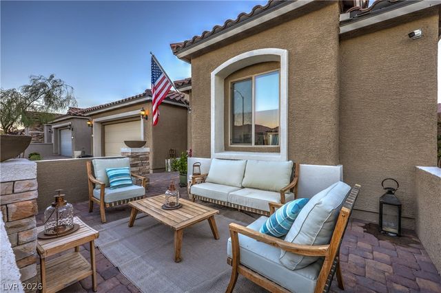 8265 Skye Peak Street, Las Vegas, NV 89166