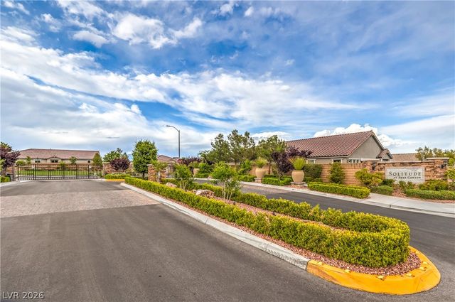 8265 Skye Peak Street, Las Vegas, NV 89166