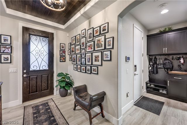 8265 Skye Peak Street, Las Vegas, NV 89166
