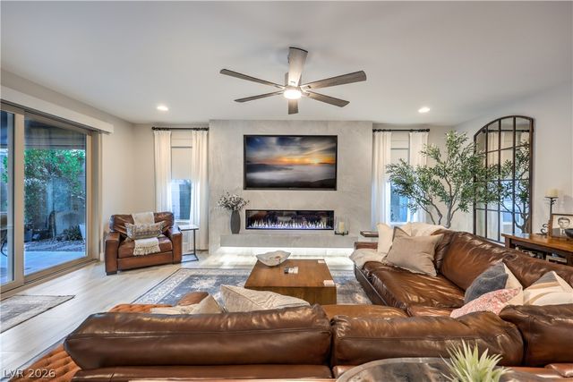 8265 Skye Peak Street, Las Vegas, NV 89166