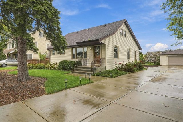 8937 Mcvicker Avenue, Oak Lawn, IL 60453