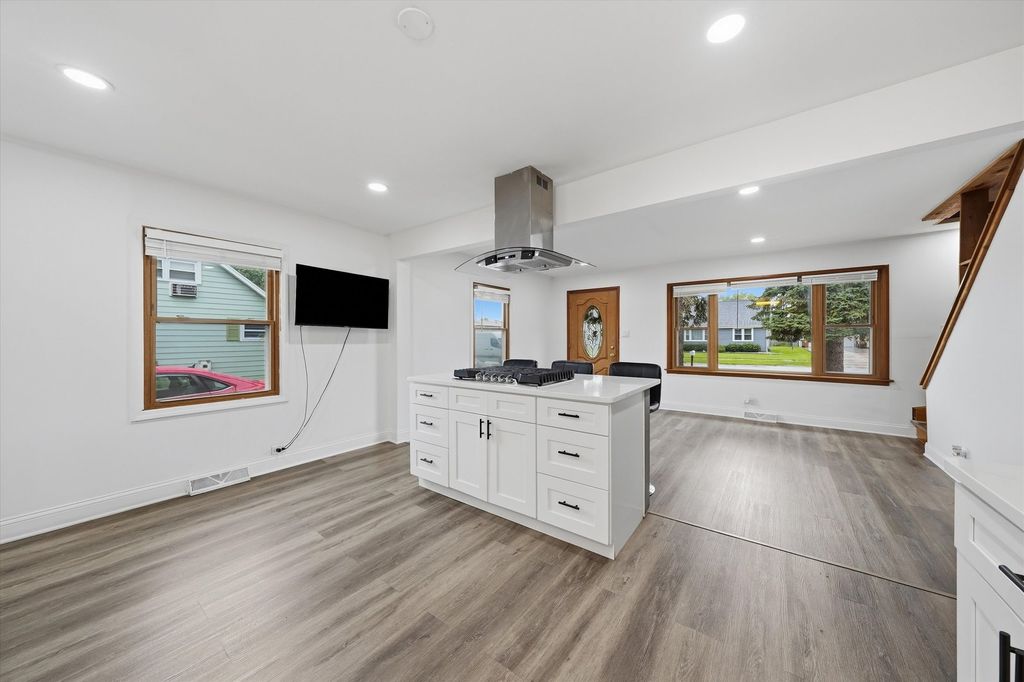 8937 Mcvicker Avenue, Oak Lawn, IL 60453 — photo 4