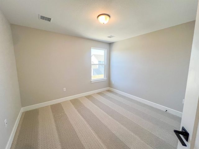 141 S Shay Rd, Andover, KS 67002
