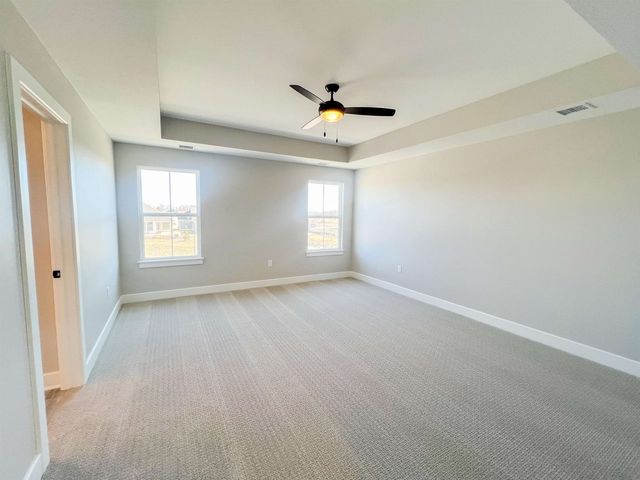 141 S Shay Rd, Andover, KS 67002