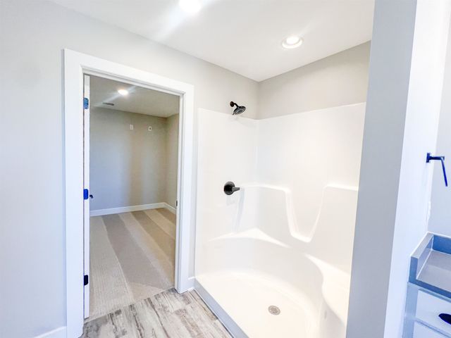 141 S Shay Rd, Andover, KS 67002