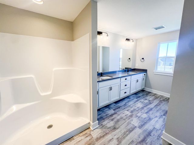 141 S Shay Rd, Andover, KS 67002