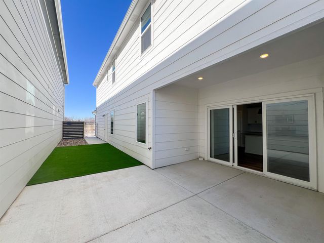 141 S Shay Rd, Andover, KS 67002