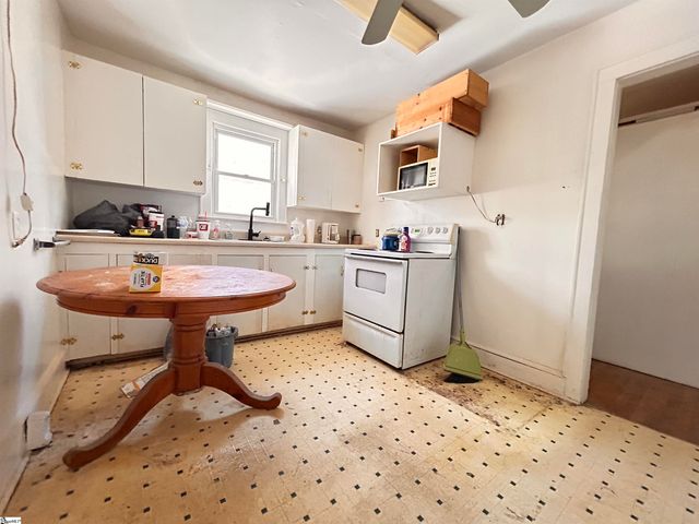 14 Post Oak Drive, Greenville, SC 29605