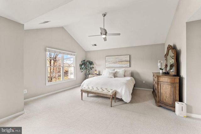 43387 LA BELLE PL, Ashburn, VA 20147