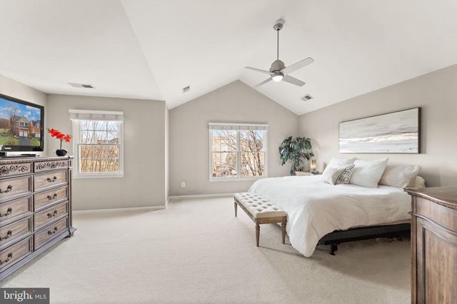 43387 LA BELLE PL, Ashburn, VA 20147