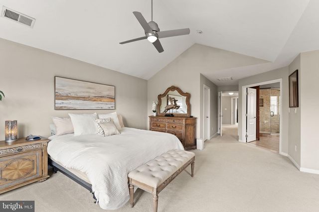 43387 LA BELLE PL, Ashburn, VA 20147