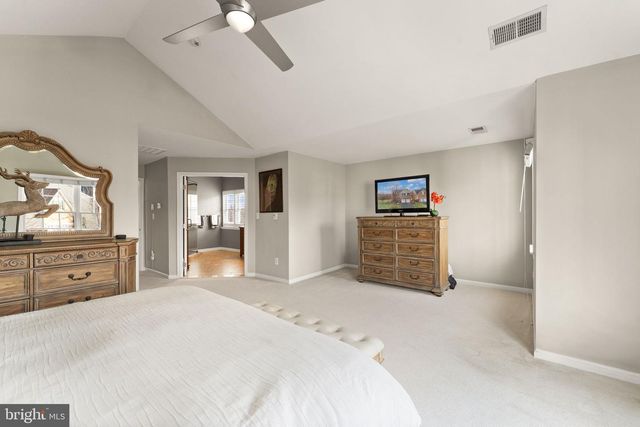 43387 LA BELLE PL, Ashburn, VA 20147