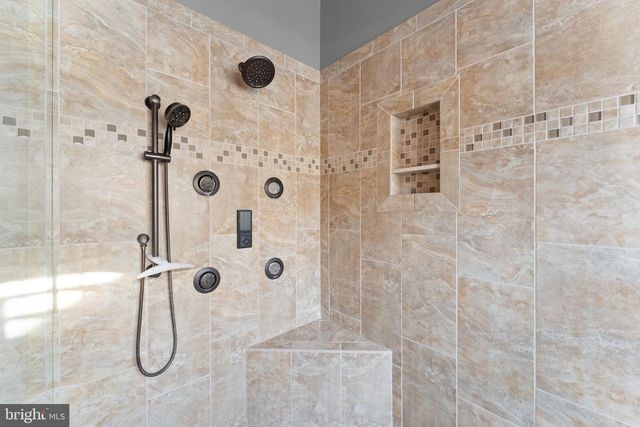 43387 LA BELLE PL, Ashburn, VA 20147