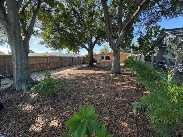 4920 45TH AVENUE N, St Petersburg, FL 33707