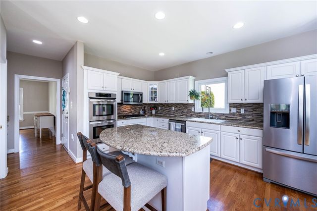 5800 Marcross Ct, Glen Allen, VA 23059