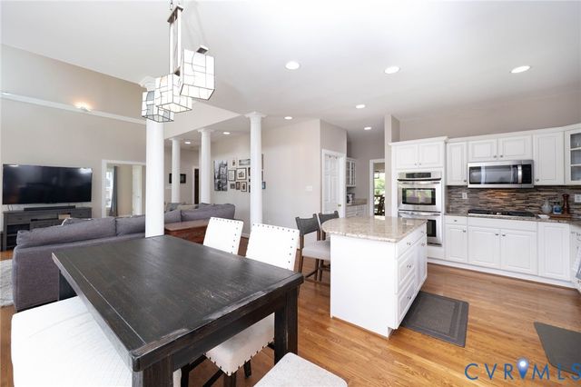 5800 Marcross Ct, Glen Allen, VA 23059